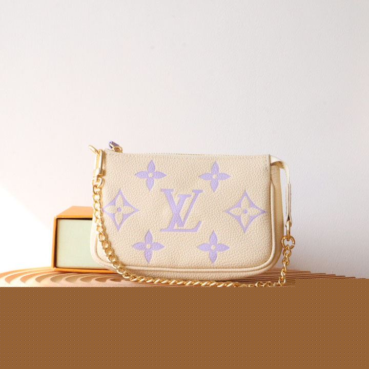 LV Clutch Bags